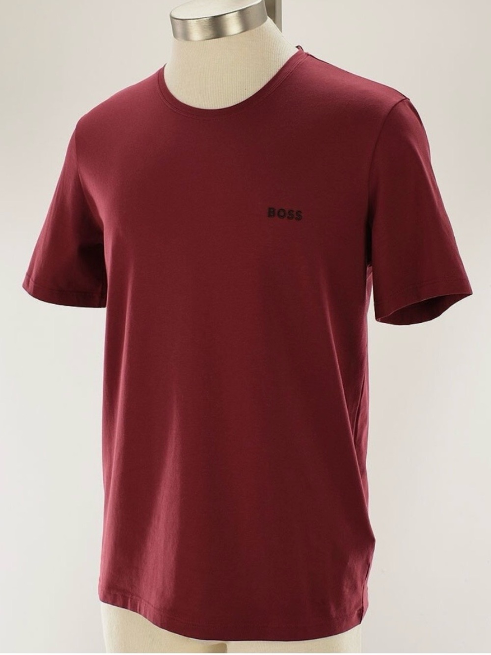Hugo Boss Short Sleeve Crew Tee in Burgundy